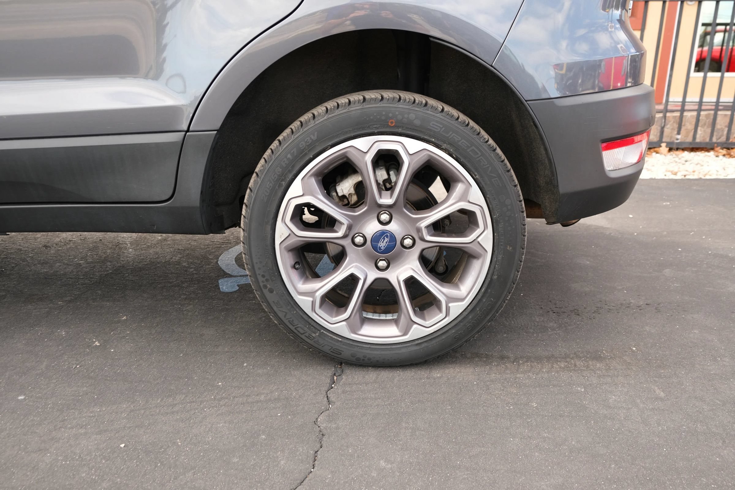 Used 2021 Ford EcoSport Titanium AWD/4WD image 14