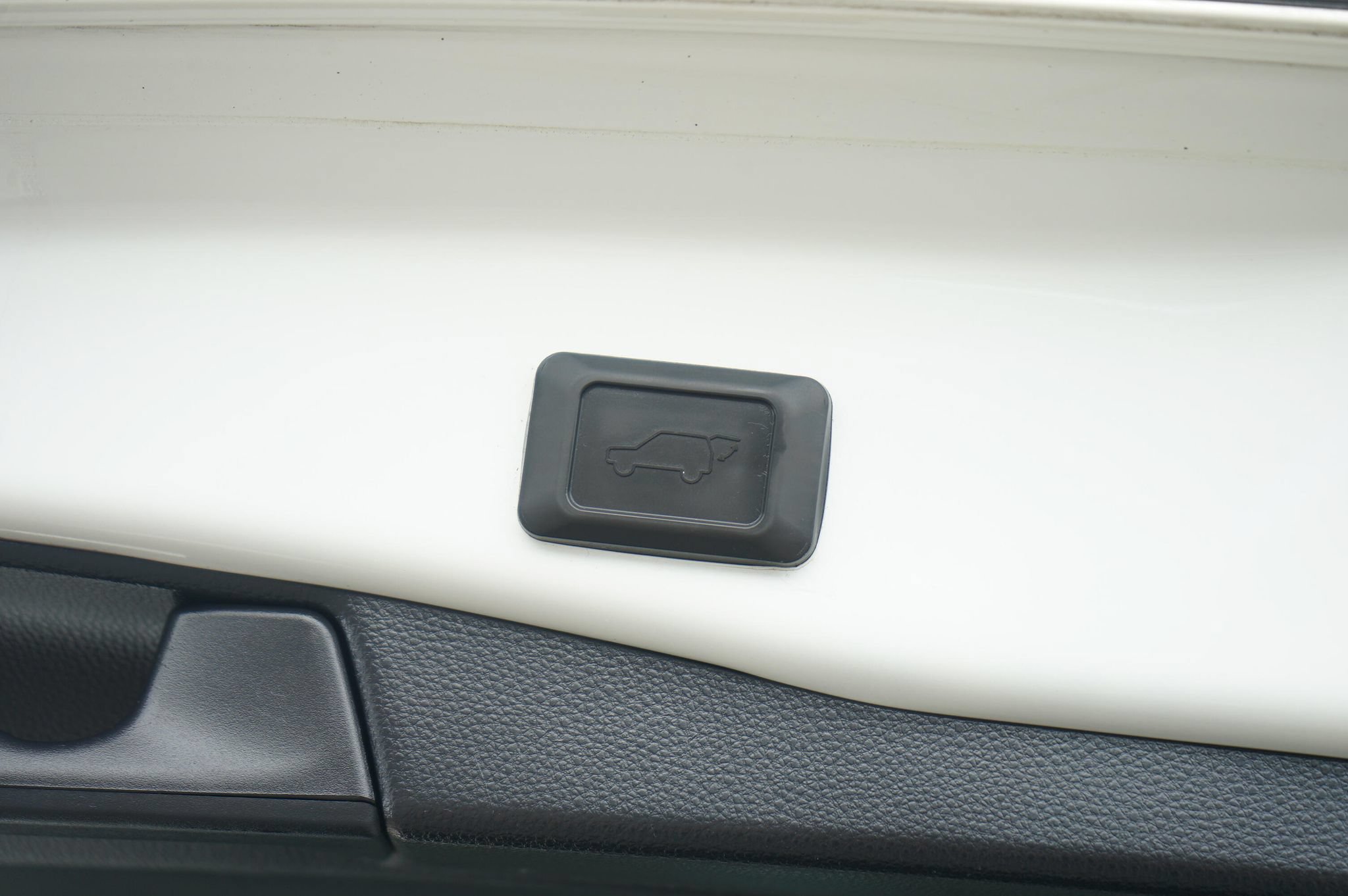 Used 2019 Toyota RAV4 XSE AWD/4WD image 29