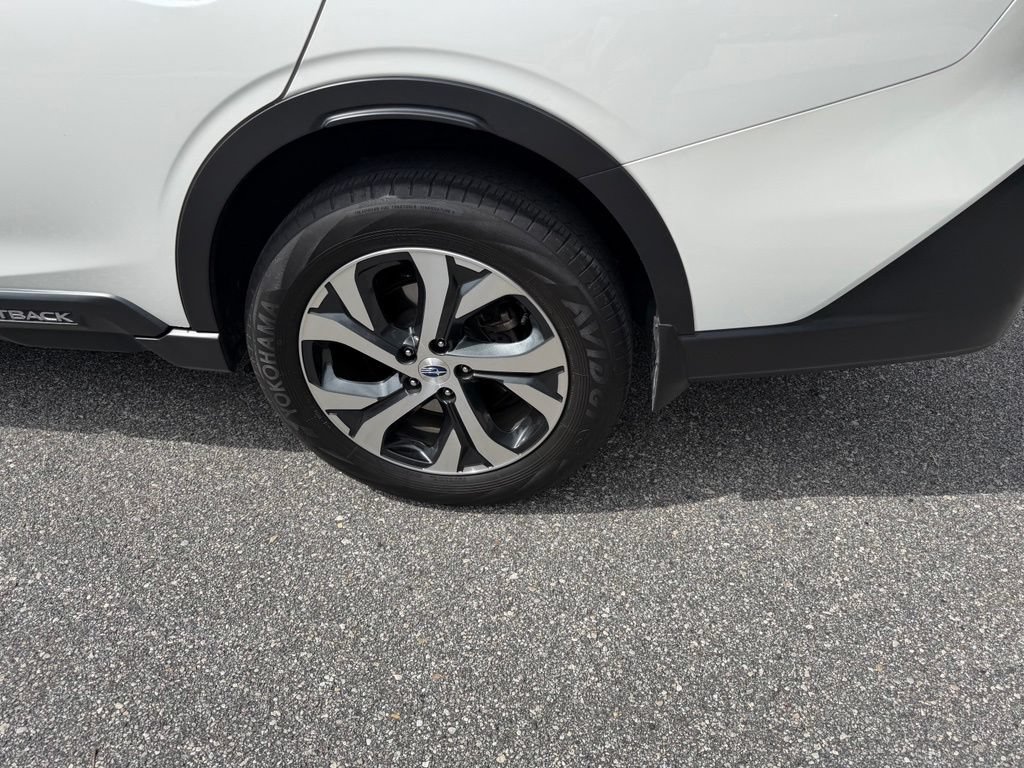 Used 2022 Subaru Outback Touring AWD/4WD image 10