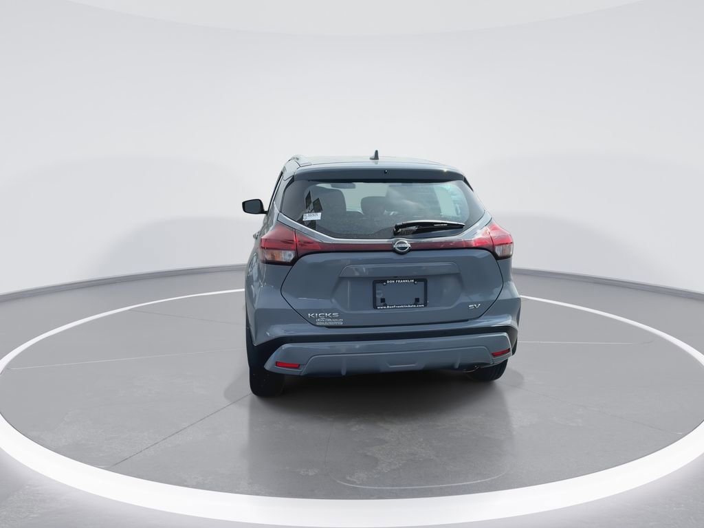 Used 2024 Nissan Kicks SV FWD image 7