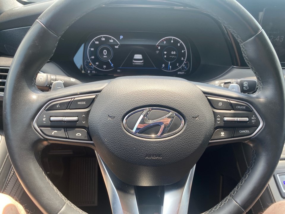 Used 2022 Hyundai Palisade Limited FWD image 13