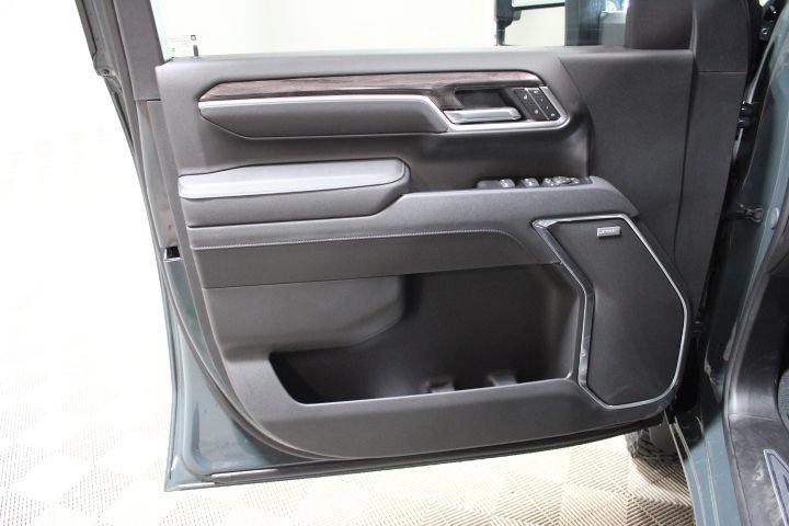 New 2026 Chevrolet Silverado 2500 LTZ w/ LTZ Plus Package AWD/4WD image 17