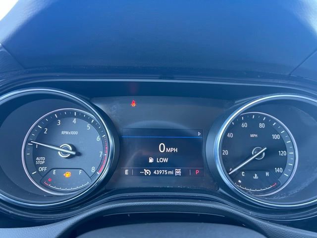 Used 2023 Buick Encore GX Select AWD/4WD image 27