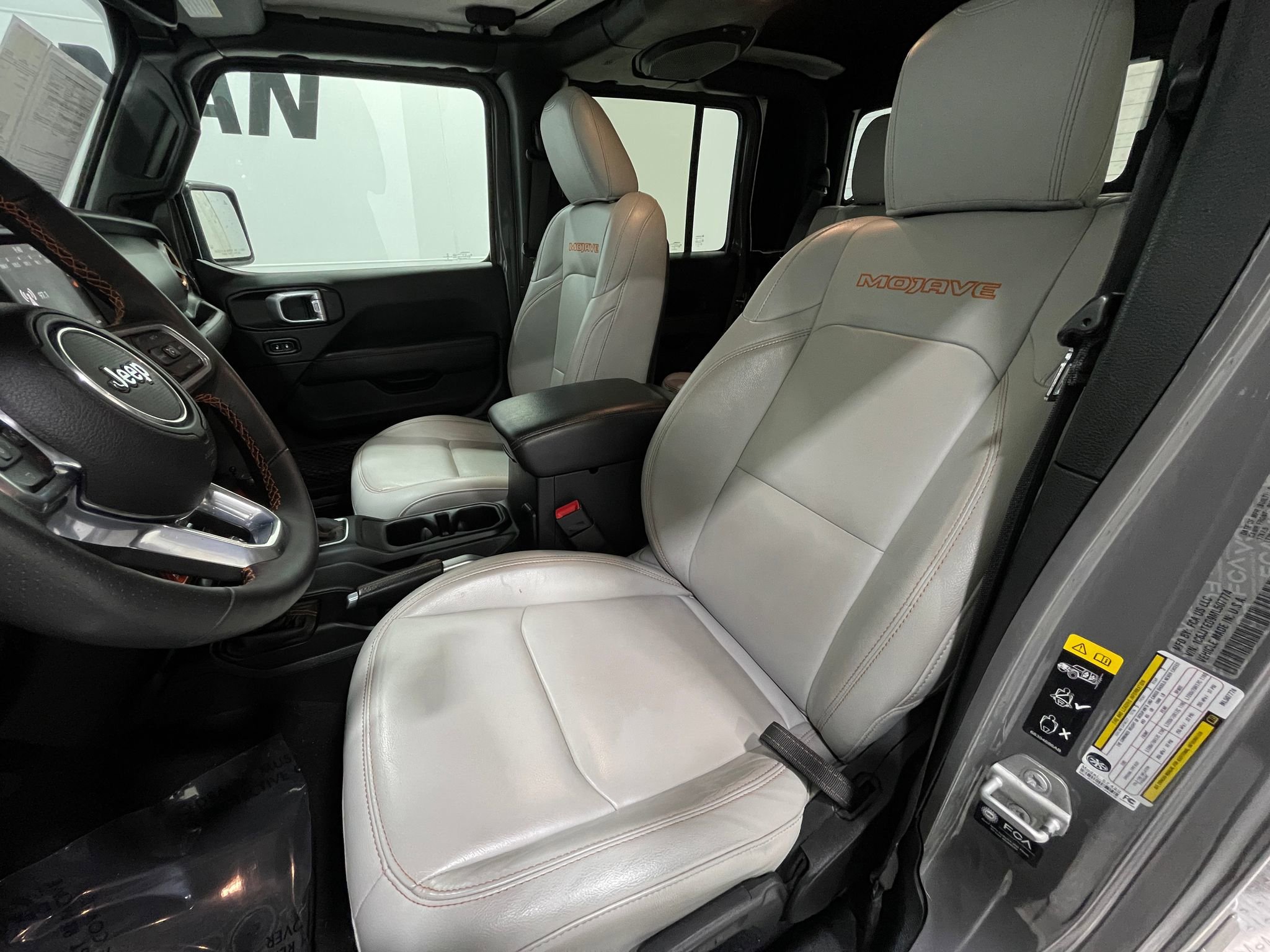 Used 2021 Jeep Gladiator Mojave image 14