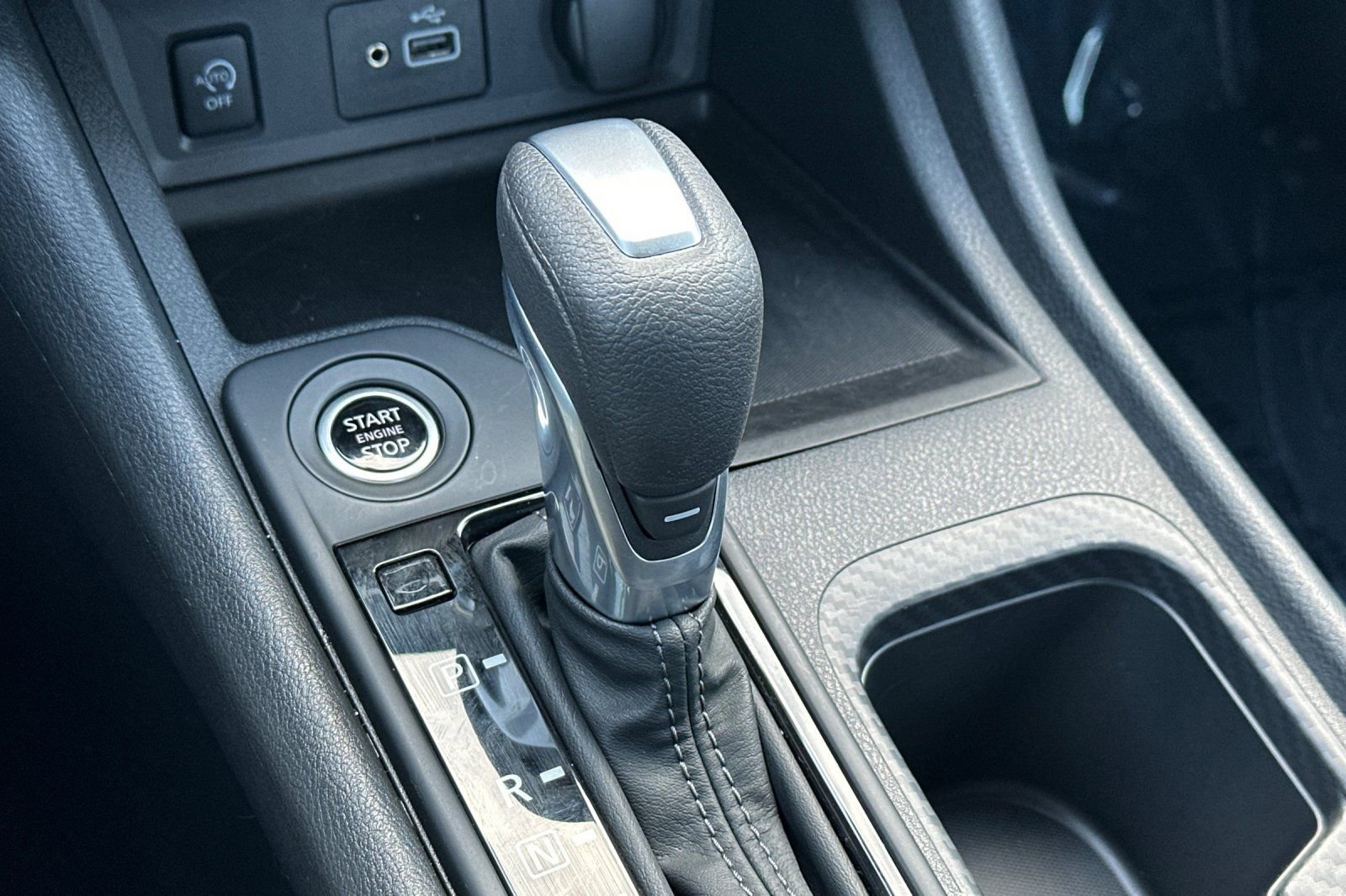 Certified 2025 Nissan Sentra S FWD image 33