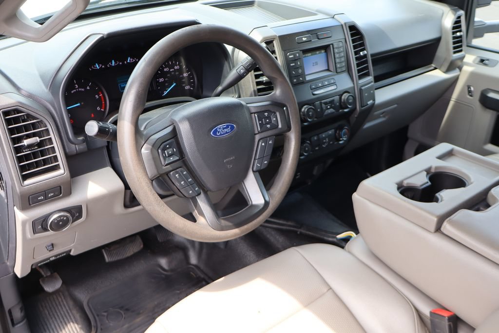 Used 2022 Ford F550 4x4 SuperCab Super Duty image 5