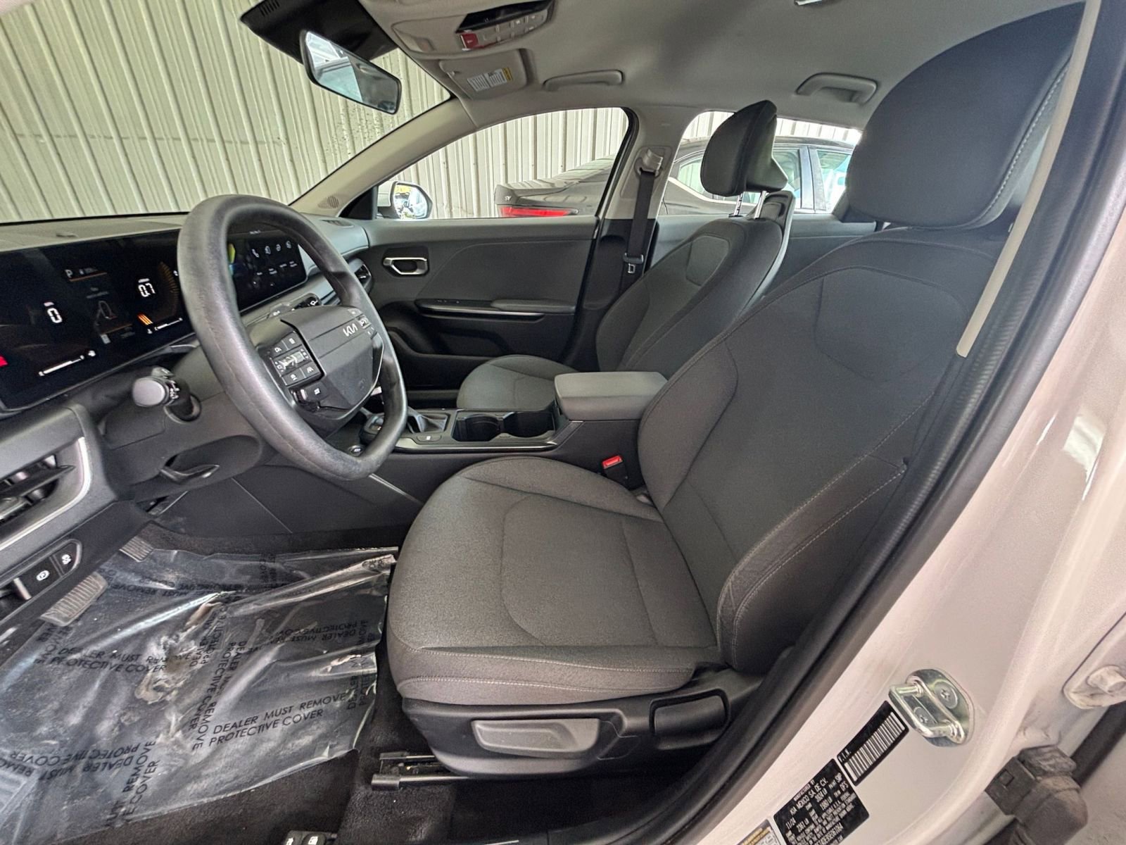 Used 2025 Kia K4 FWD image 25