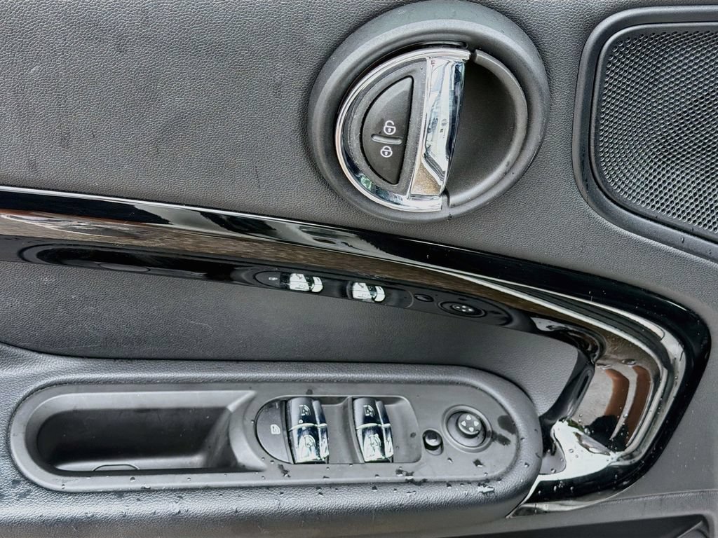 Used 2024 MINI Cooper Countryman S w/ Storage Package FWD image 22