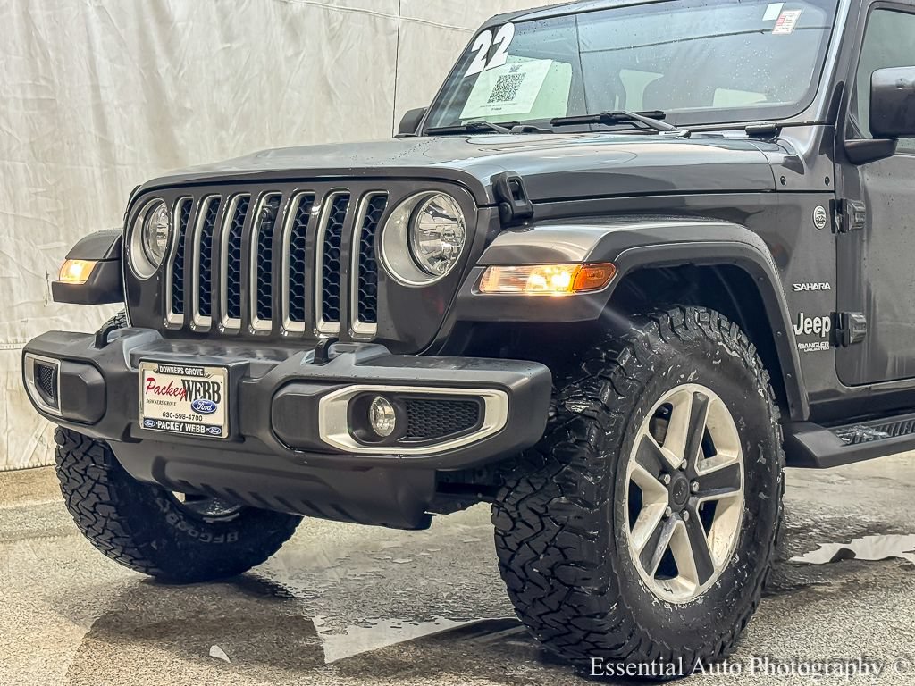 Used 2022 Jeep Wrangler Unlimited Sahara w/ Safety Group AWD/4WD image 3