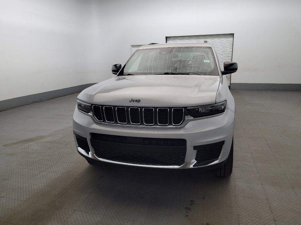 Used 2022 Jeep Grand Cherokee L Laredo w/ Luxury Tech Group I image 15