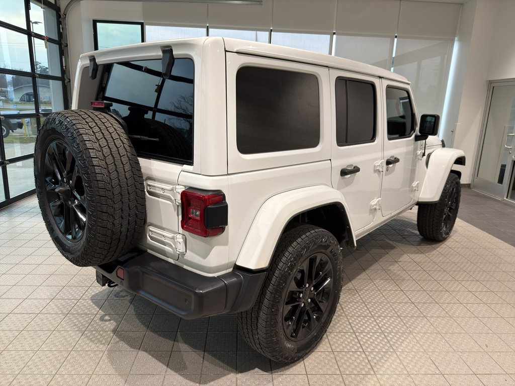 Used 2021 Jeep Wrangler Unlimited Sahara w/ Cold Weather Group image 5