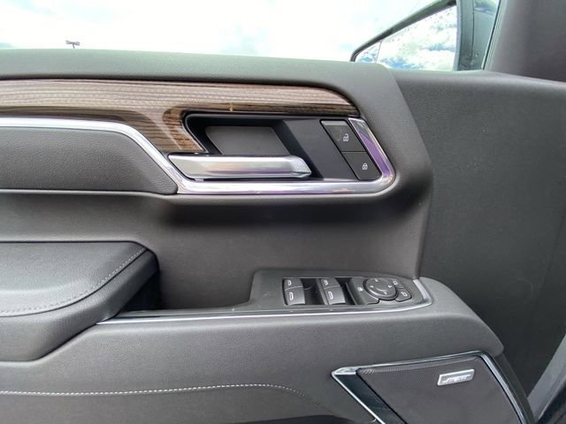 New 2026 Chevrolet Silverado 1500 LT Trail Boss w/ Dark Appearance Package AWD/4WD image 13