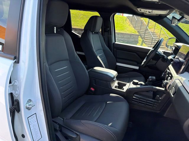 Used 2024 Toyota Tacoma TRD Off-Road image 31