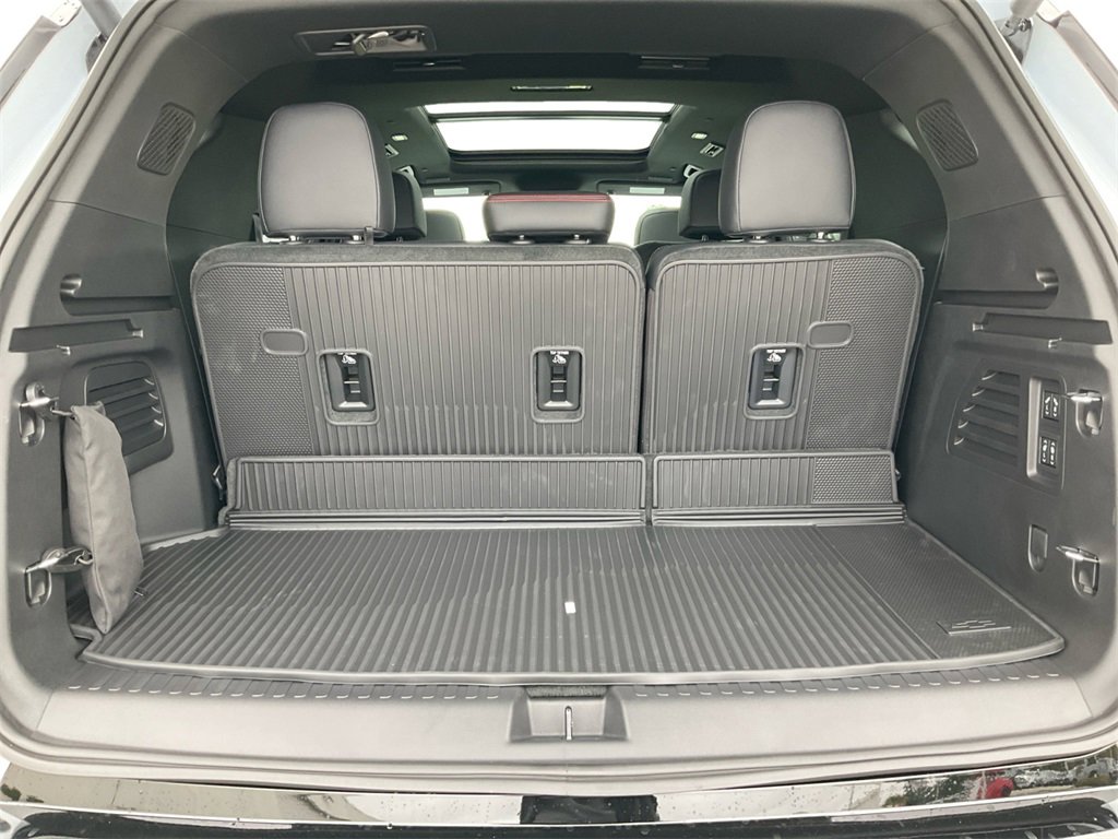 New 2026 Chevrolet Traverse RS w/ LPO, Floor Liner Package image 13