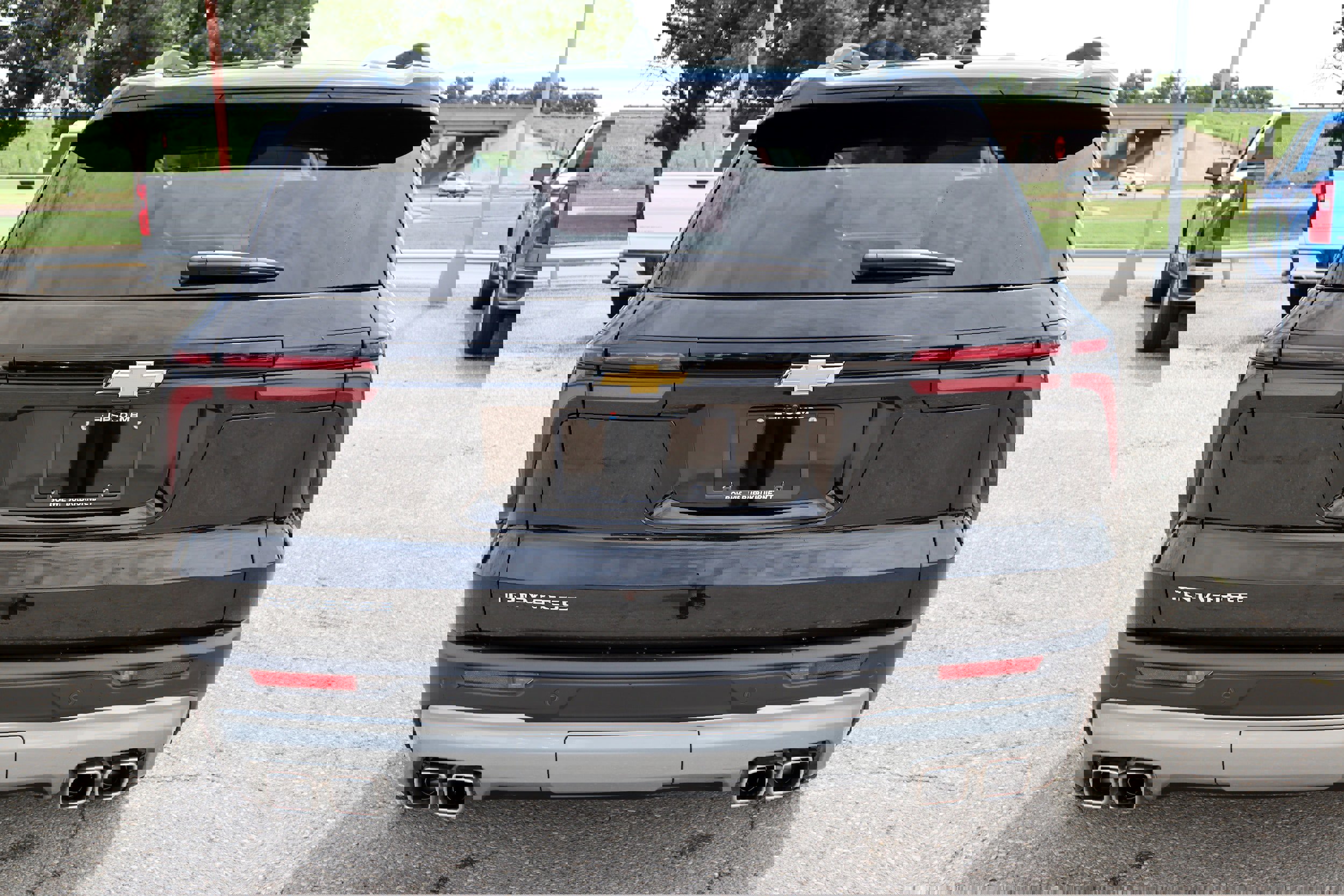 New 2025 Chevrolet Traverse LT w/ Driver Confidence Package image 5