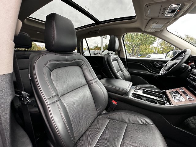 Certified 2023 Lincoln Aviator Reserve w/ Elements Package Plus AWD/4WD image 35