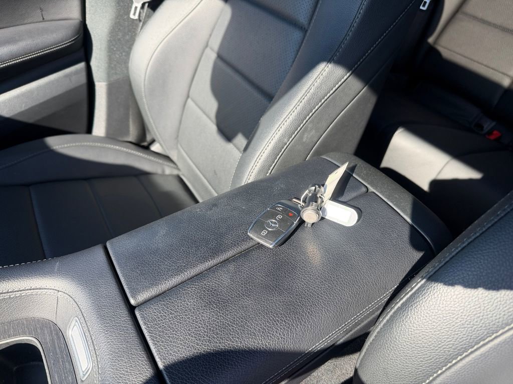 Certified 2024 Mercedes-Benz GLE 450e GLE 450e w/ AMG Line Exterior image 26