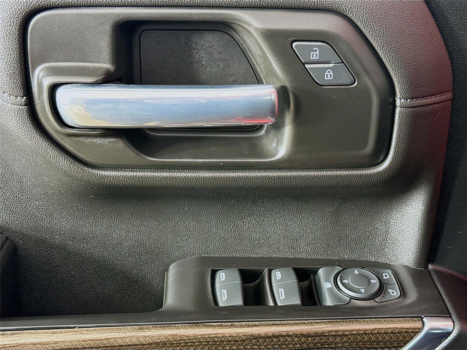 Used 2021 Chevrolet Silverado 1500 LT w/ LPO, Liner Protection Package image 17