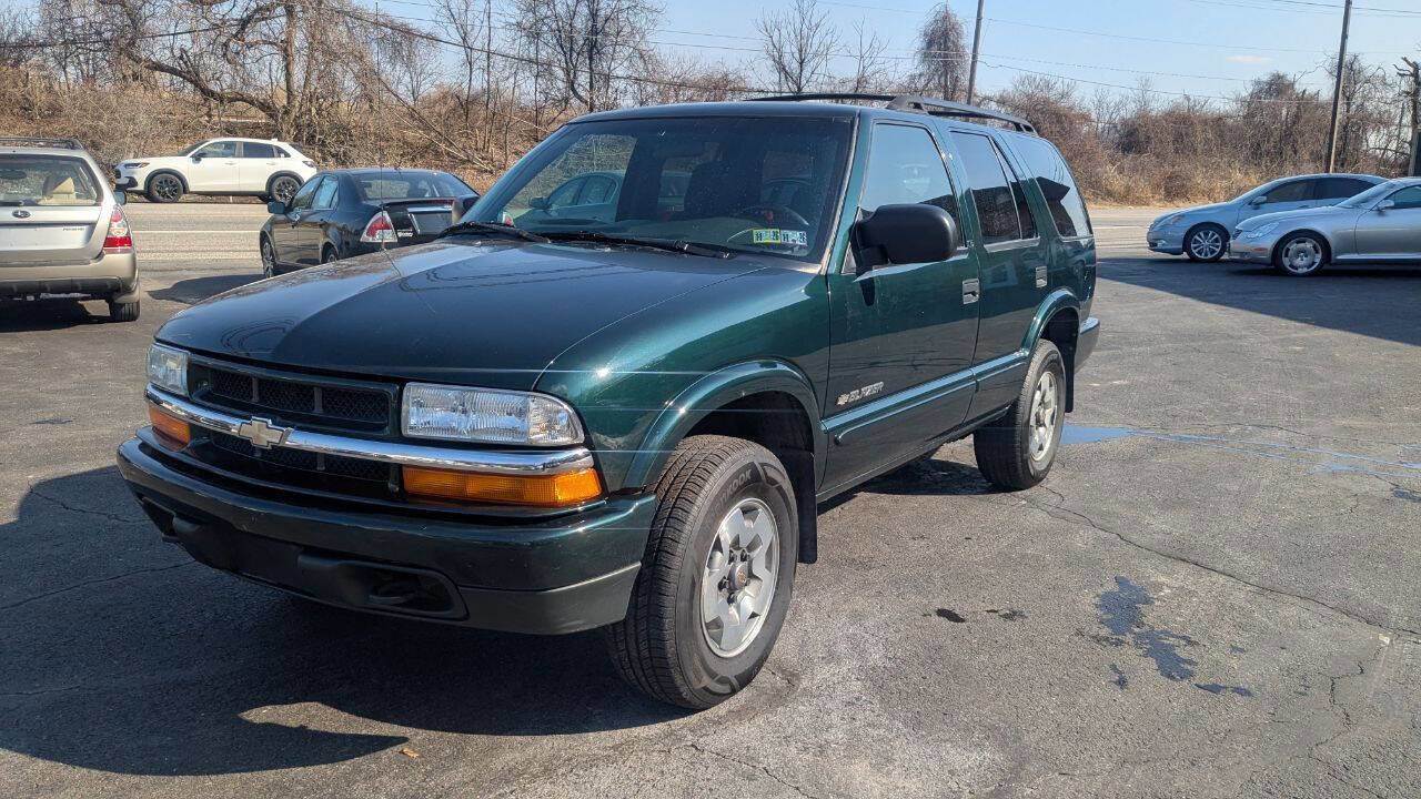 Used 2002 Chevrolet Blazer LS w/ Preferred Equipment Group image 17