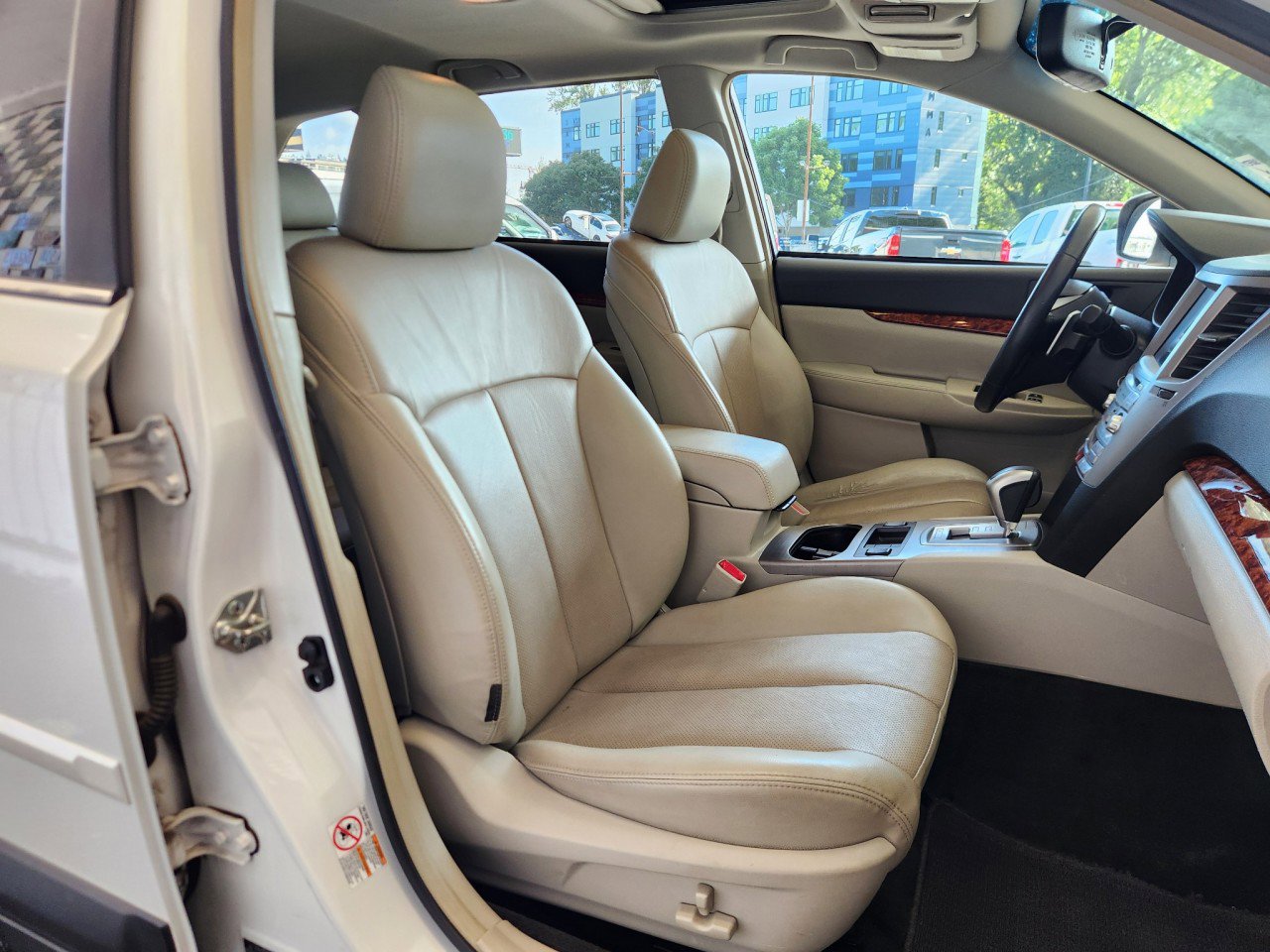 Used 2012 Subaru Outback 2.5i Limited image 19