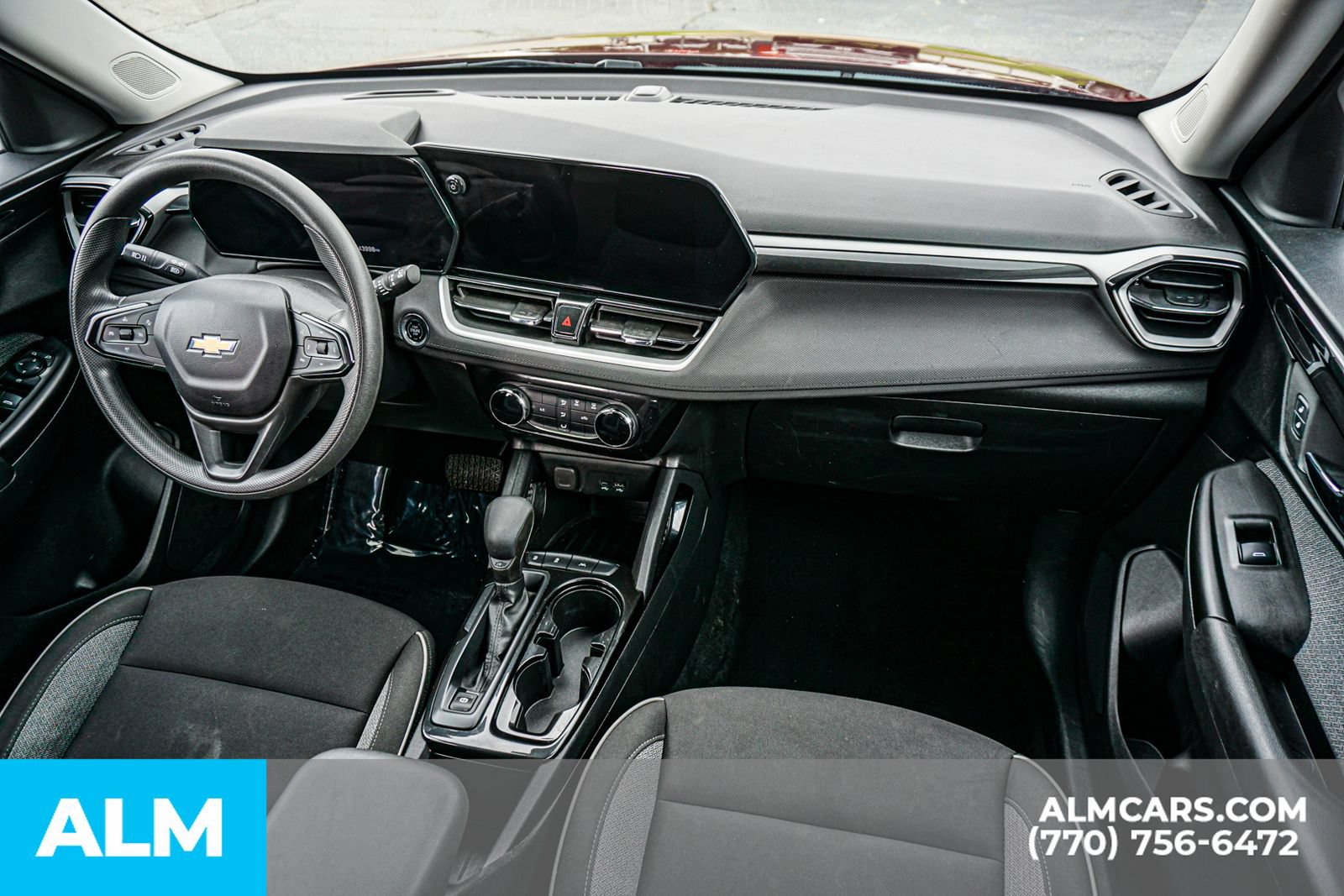 Used 2024 Chevrolet TrailBlazer LT FWD image 24