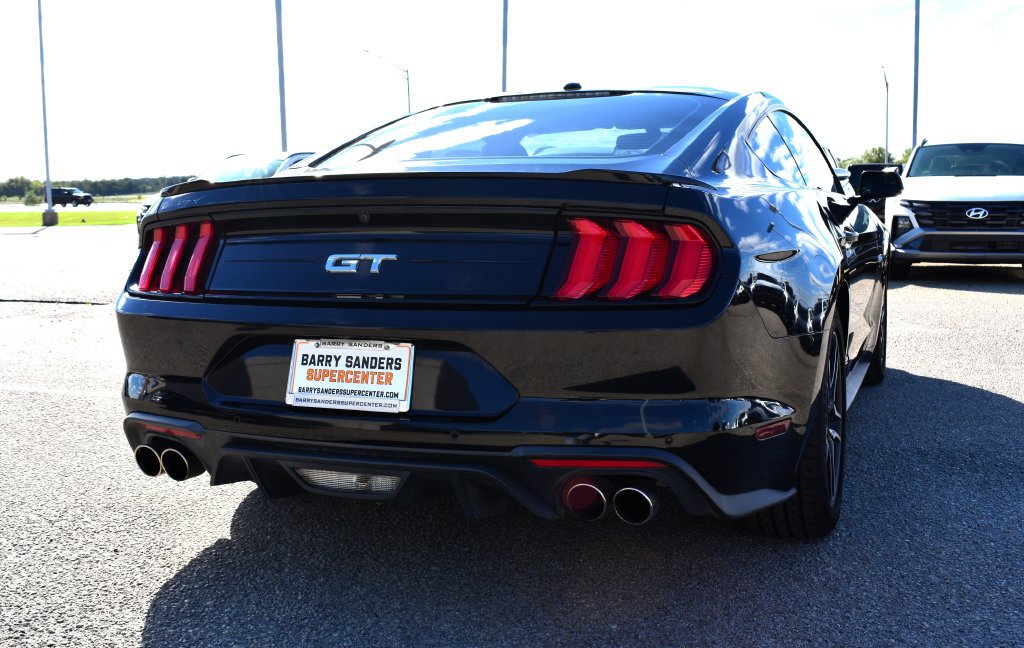 Used 2020 Ford Mustang GT Premium RWD image 11