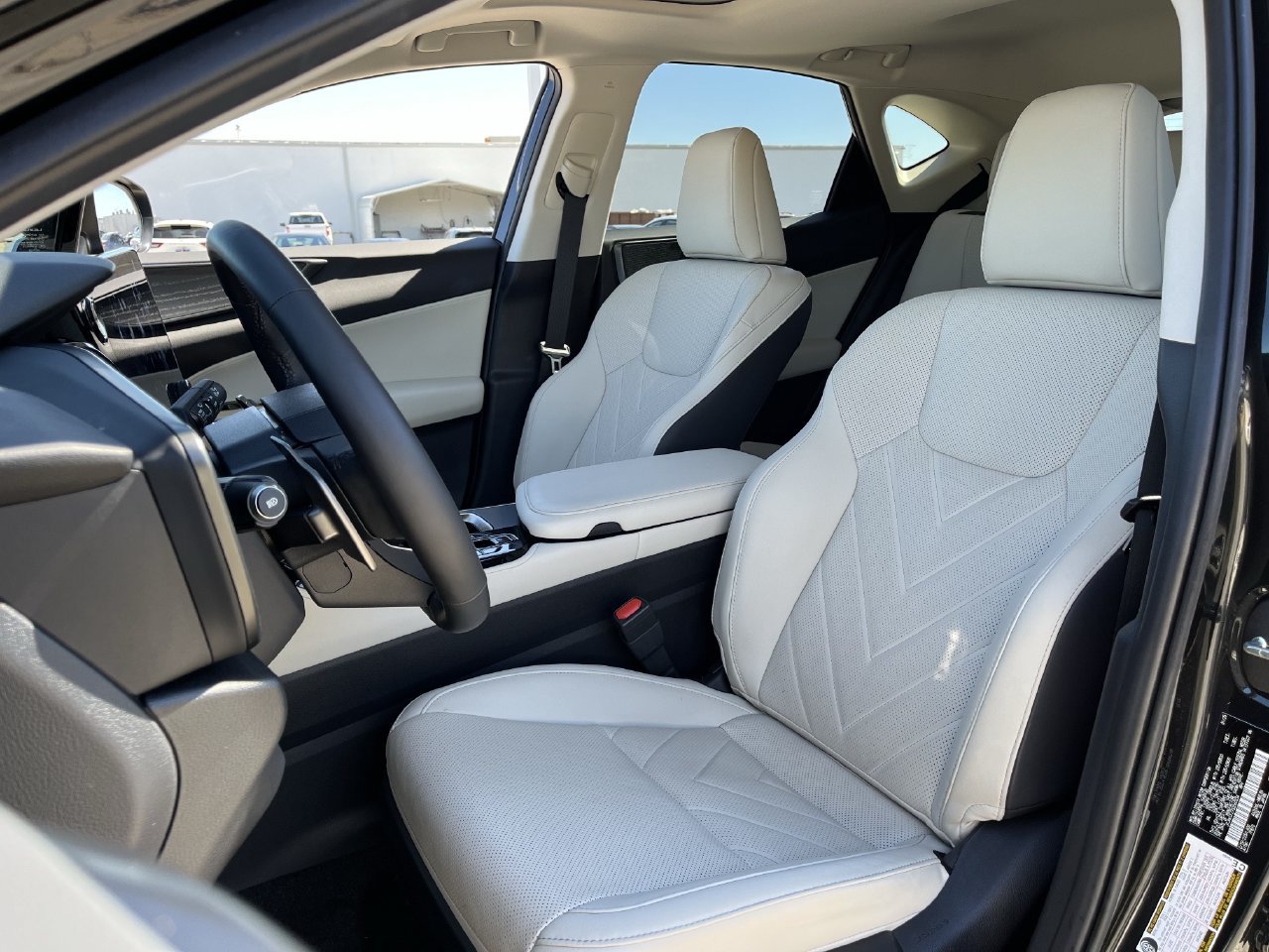 Used 2025 Lexus NX 450h+ AWD w/ Accessory Package (Z2) image 23