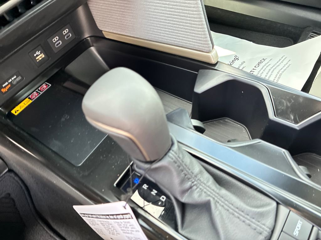 New 2026 Toyota Camry SE FWD image 27