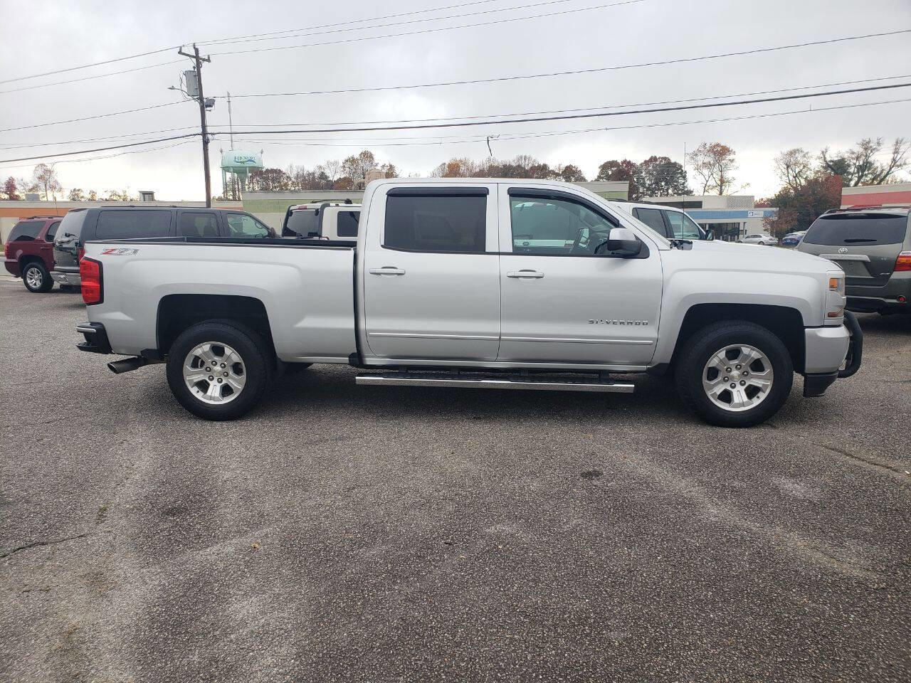 Used 2016 Chevrolet Silverado 1500 LT w/ All Star Edition image 2