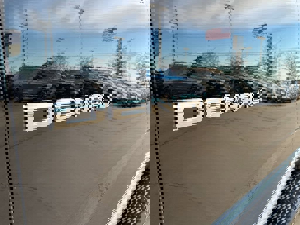 Certified 2021 GMC Yukon Denali image 34