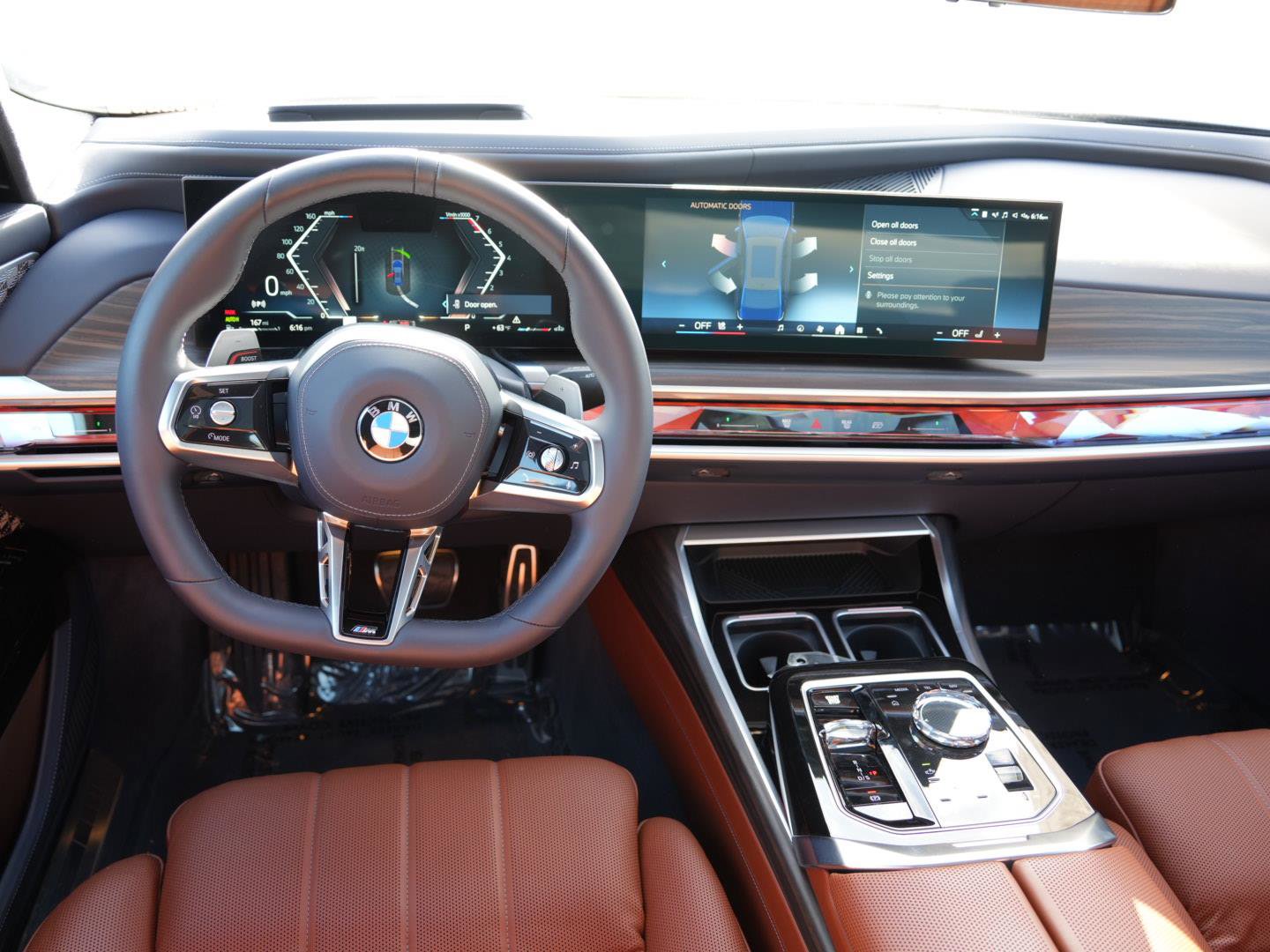 Used 2025 BMW 760i xDrive w/ Executive Package image 25