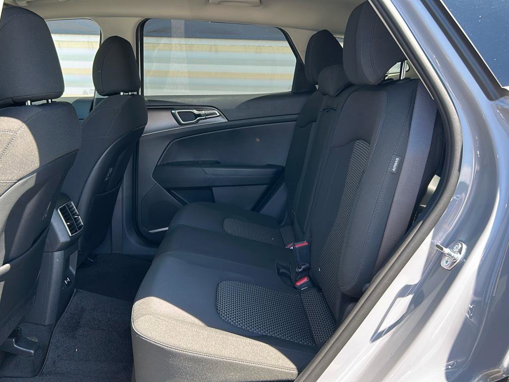 New 2026 Kia Sportage S image 12