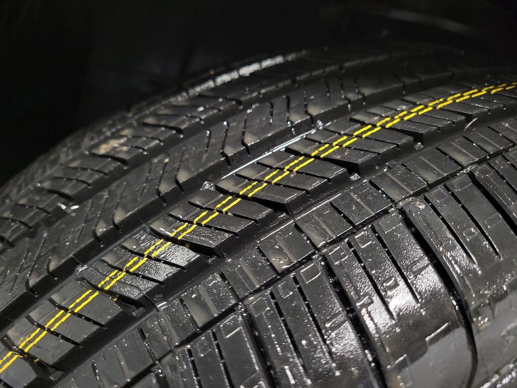 Used 2015 GMC Acadia Denali image 12