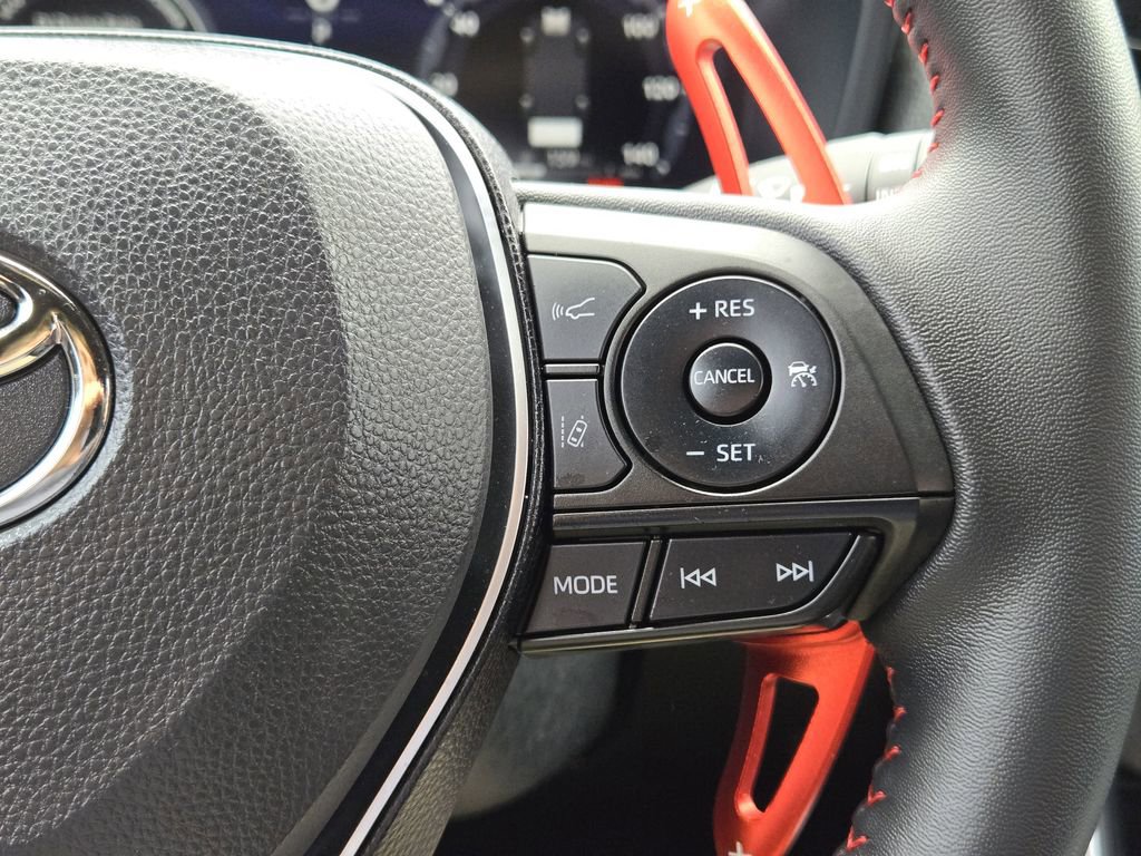 Certified 2025 Toyota RAV4 XSE image 31