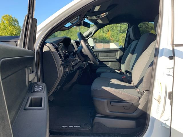 Used 2024 RAM 3500 Tradesman w/ Safety Group image 31