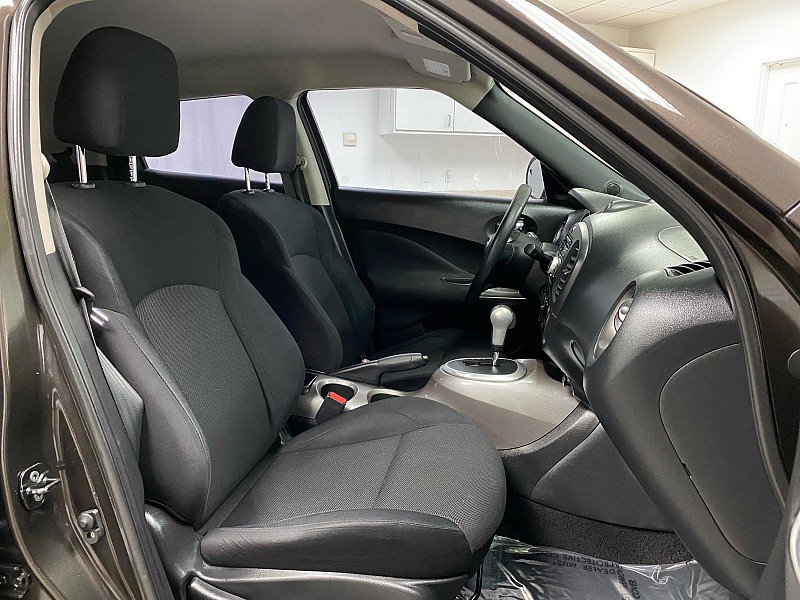 Used 2013 Nissan Juke S image 14