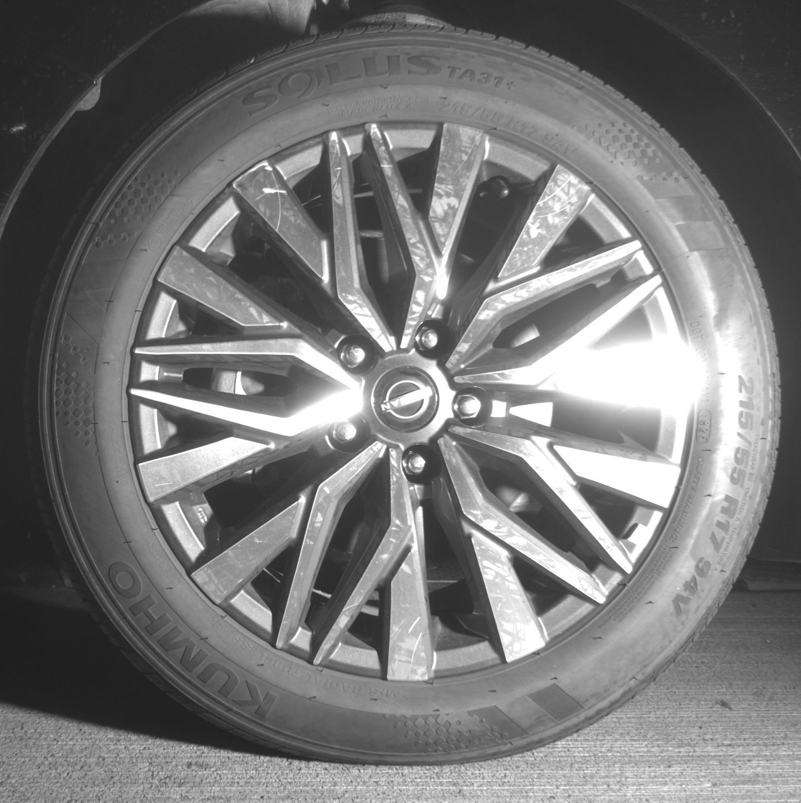 Used 2025 Nissan Altima 2.5 SV FWD image 12