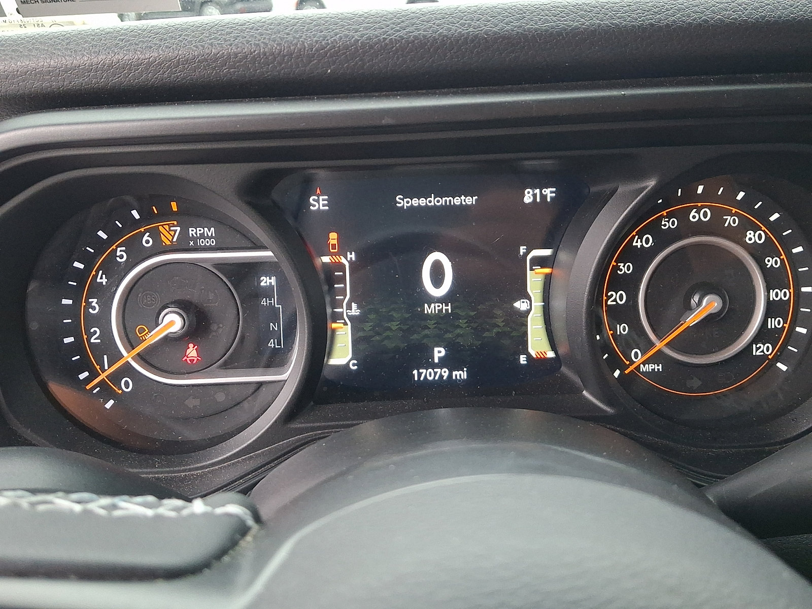 Used 2025 Jeep Gladiator Sport AWD/4WD image 17