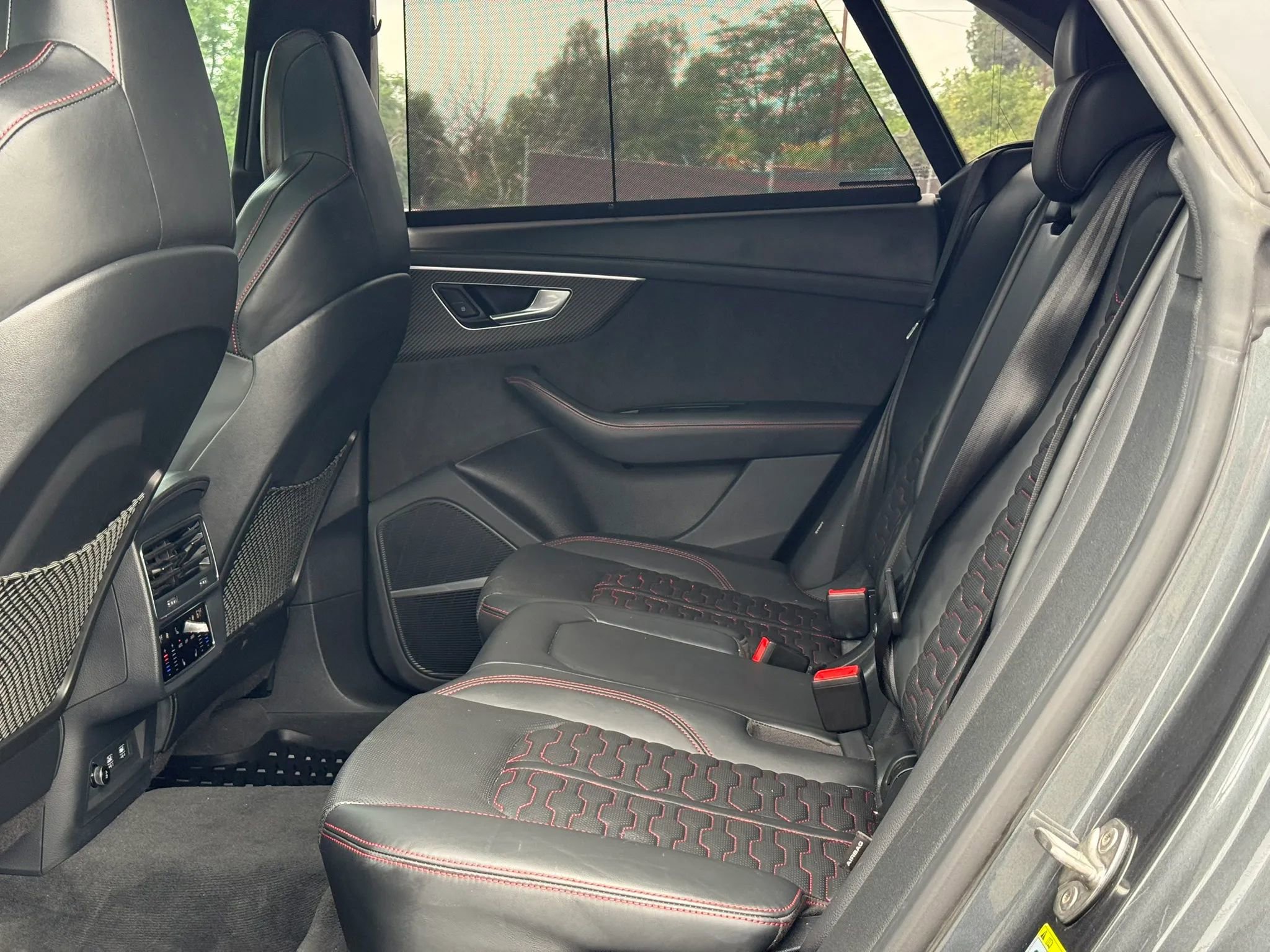 Used 2020 Audi RS Q8 w/ Carbon Optic Package image 22