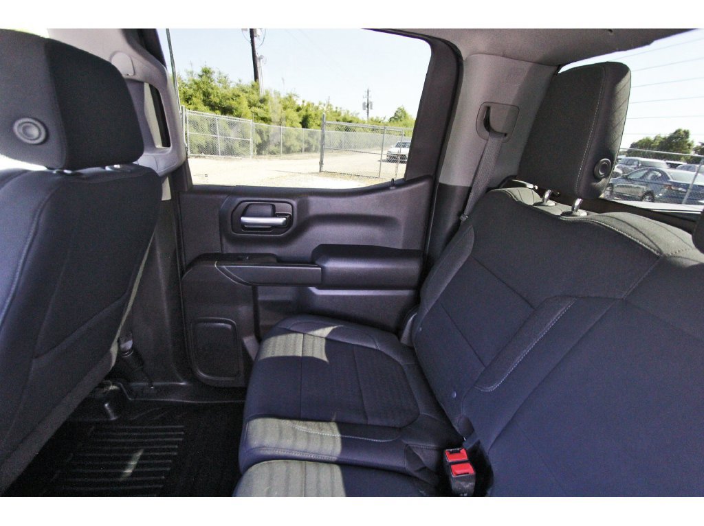 Used 2021 Chevrolet Silverado 1500 W/T w/ WT Value Package AWD/4WD image 12