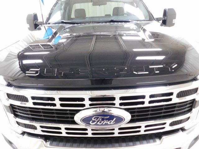 New 2026 Ford F350 XLT w/ FX4 Off-Road Package image 19