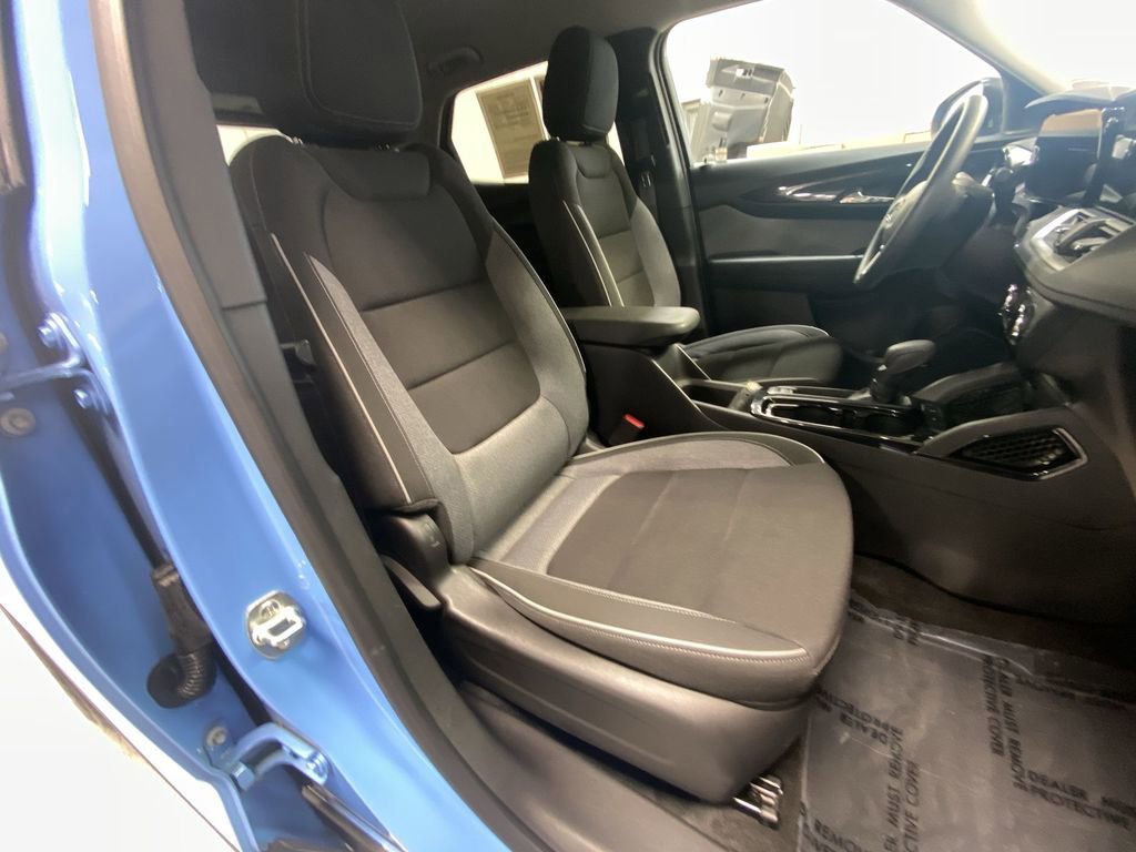 Certified 2024 Chevrolet TrailBlazer LS w/ LS Convenience Package image 37