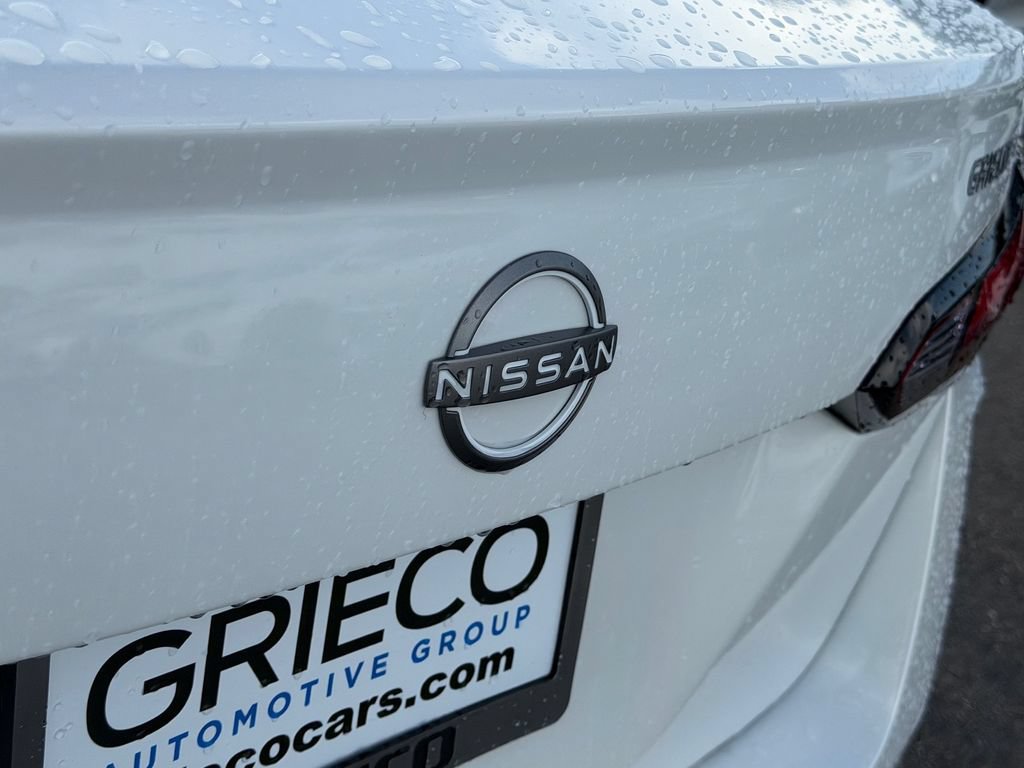 Certified 2025 Nissan Versa SV w/ Trunk Package FWD image 15