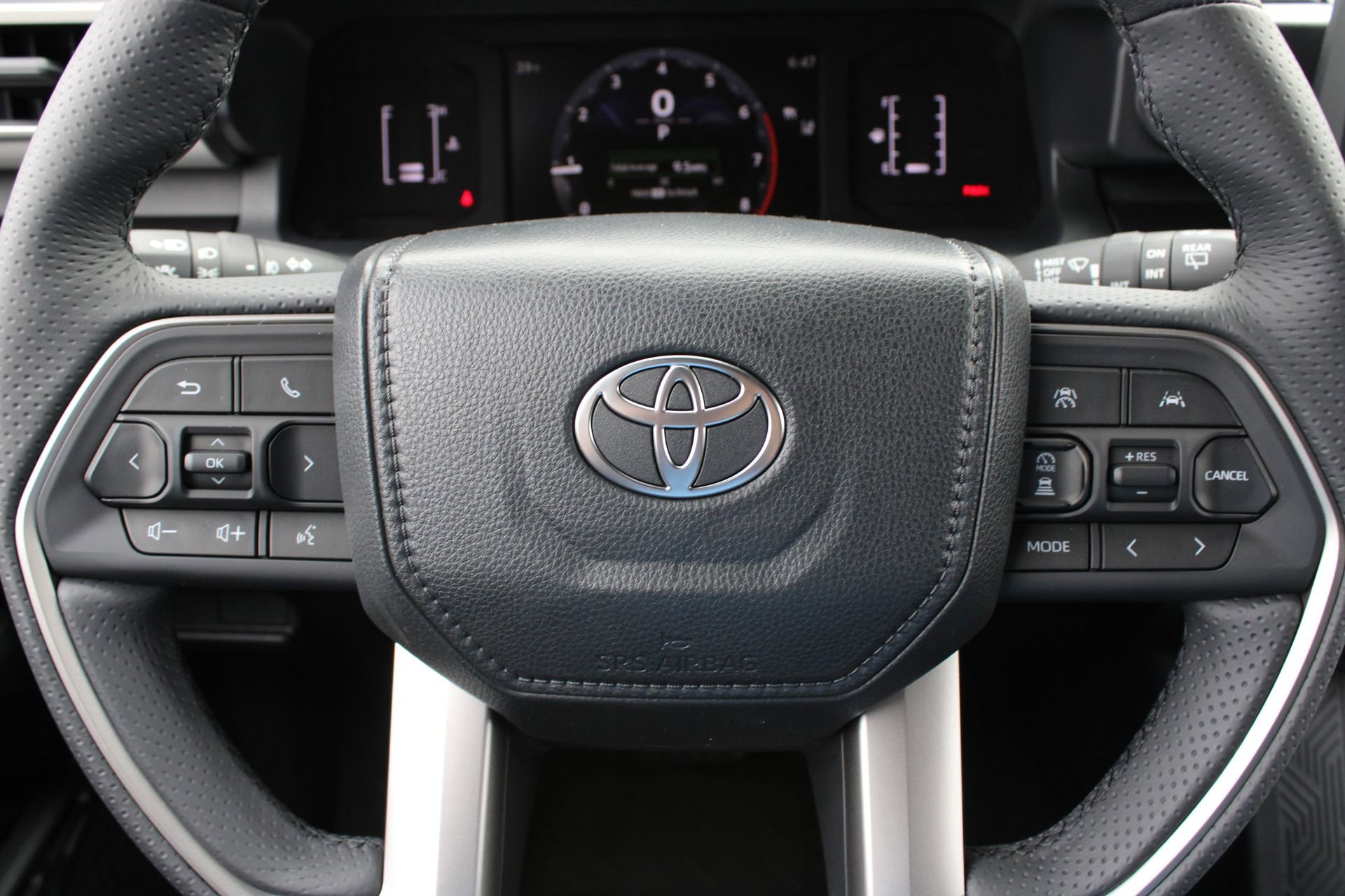 New 2026 Toyota 4Runner SR5 image 25