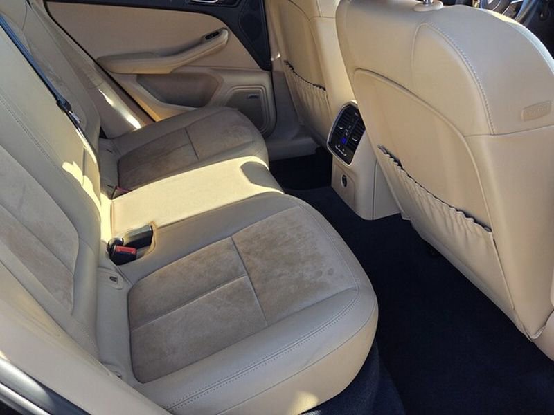 Used 2018 Porsche Macan Sport Edition image 12