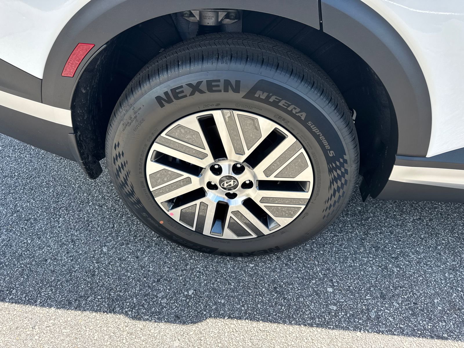 New 2026 Hyundai Palisade SEL Premium FWD image 18