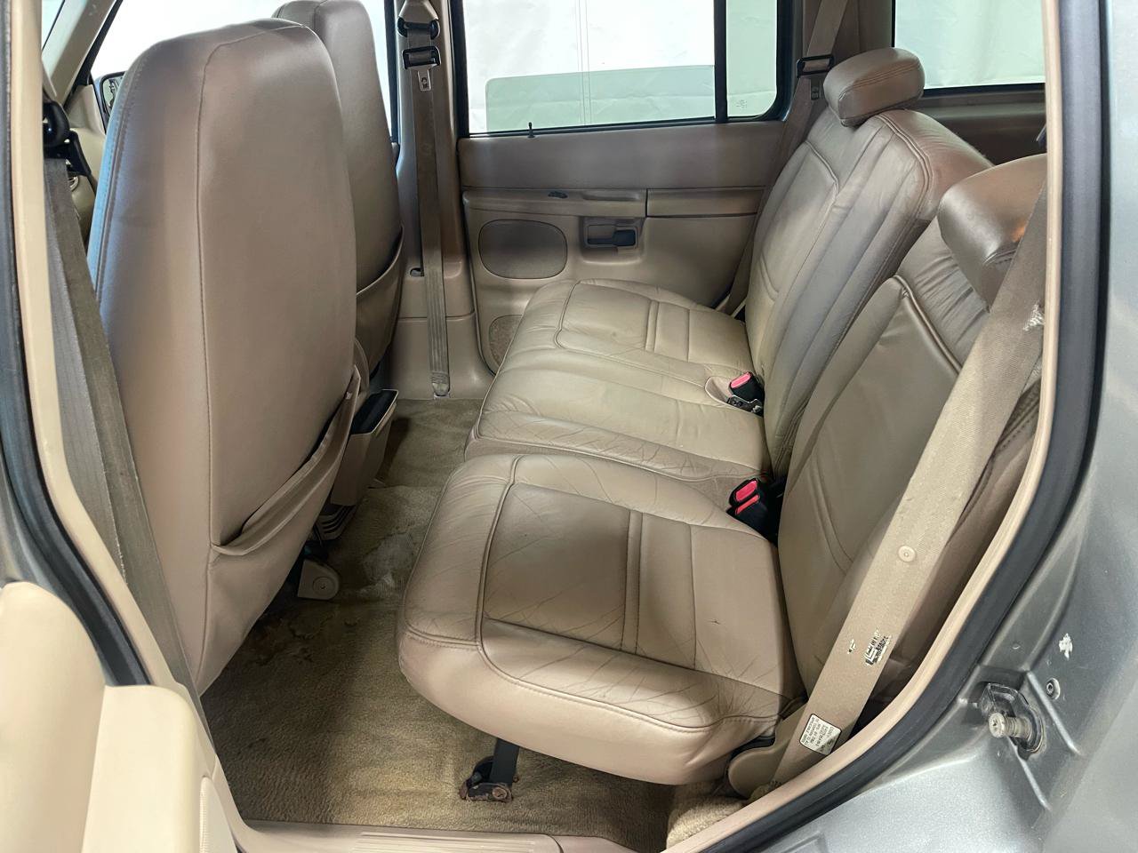 Used 2000 Ford Explorer Eddie Bauer AWD/4WD image 21