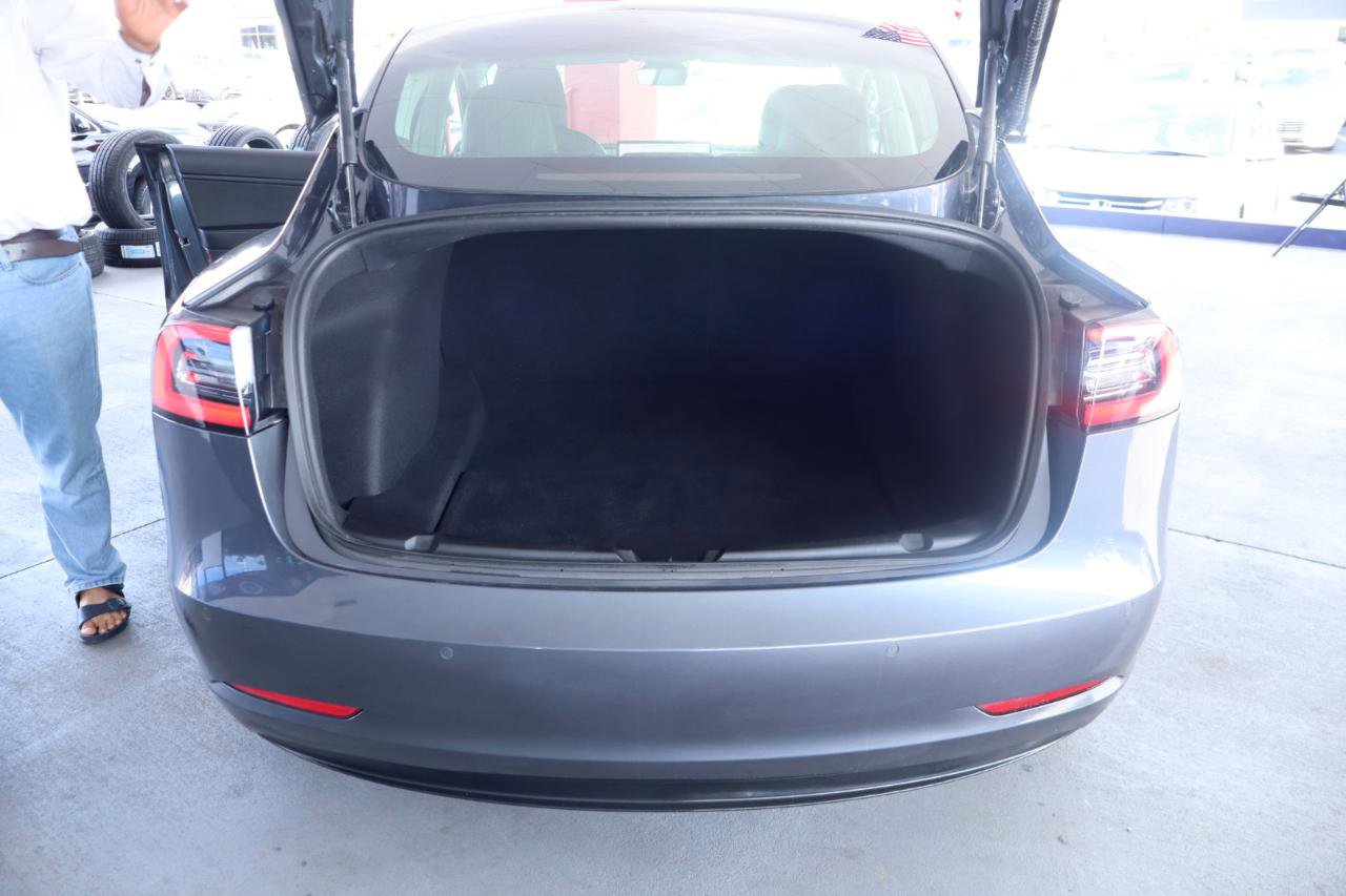 Used 2020 Tesla Model 3 Performance AWD/4WD image 30