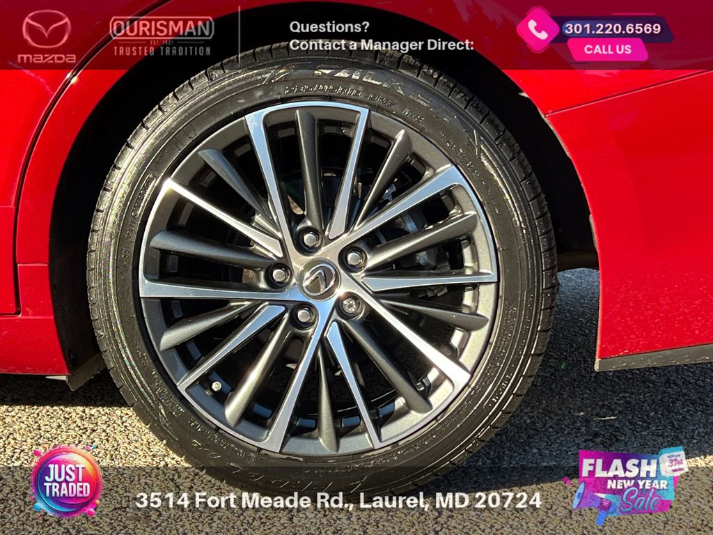 Used 2024 Lexus ES 350 w/ Premium Package image 5