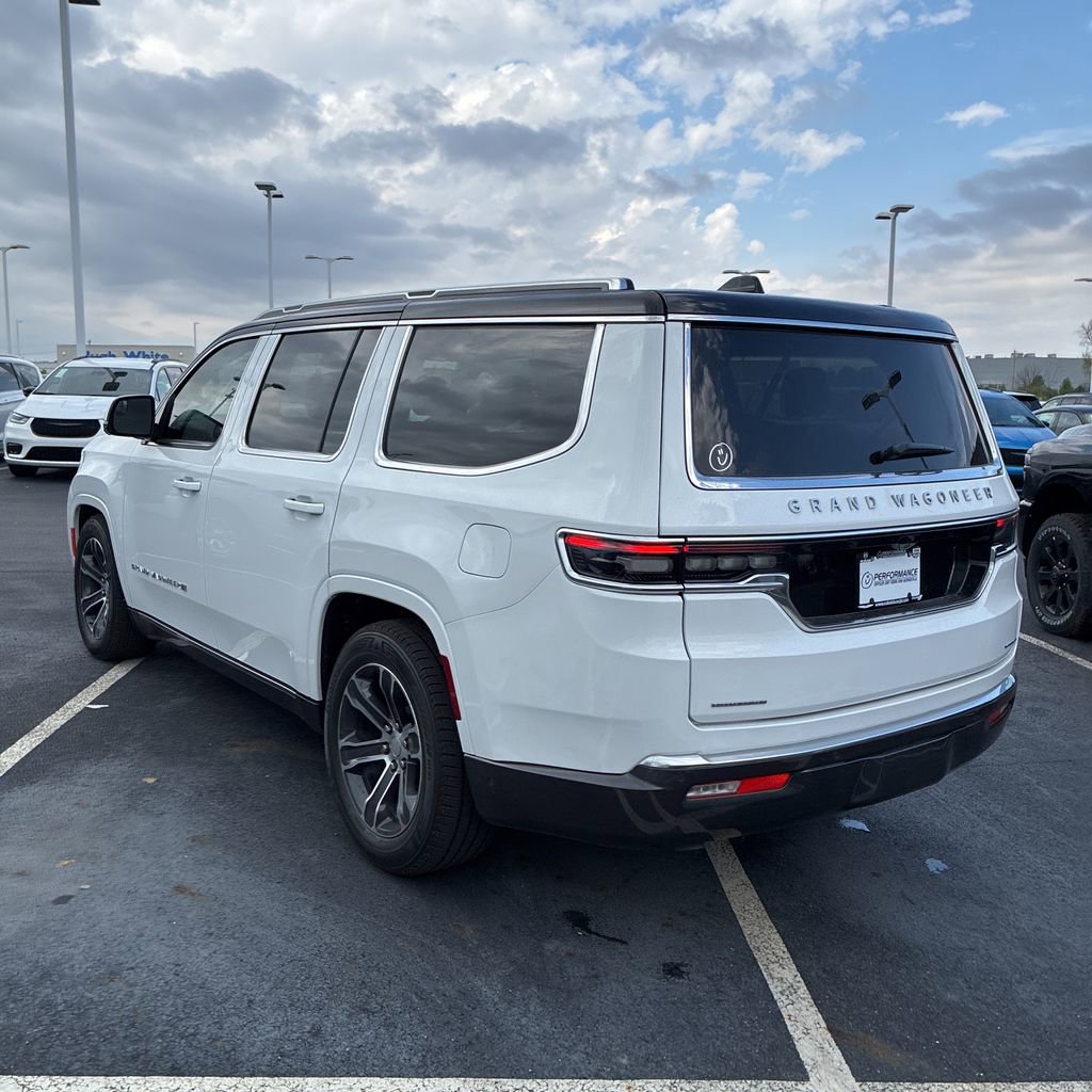 Used 2022 Jeep Grand Wagoneer Series I AWD/4WD image 2